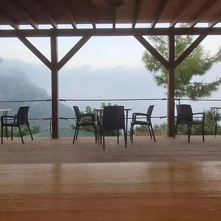 Goat Bungalow And Camping Hotel *