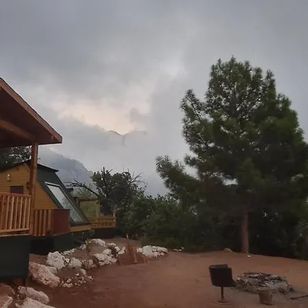 Goat Bungalow And Camping * Фаралия