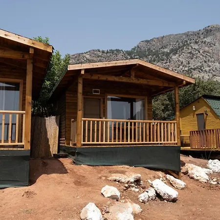 Goat Bungalow And Camping Отель Фаралия