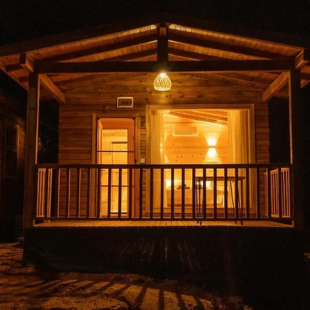 Hotel Goat Bungalow And Camping