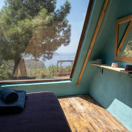 Goat Bungalow And Camping Фаралия