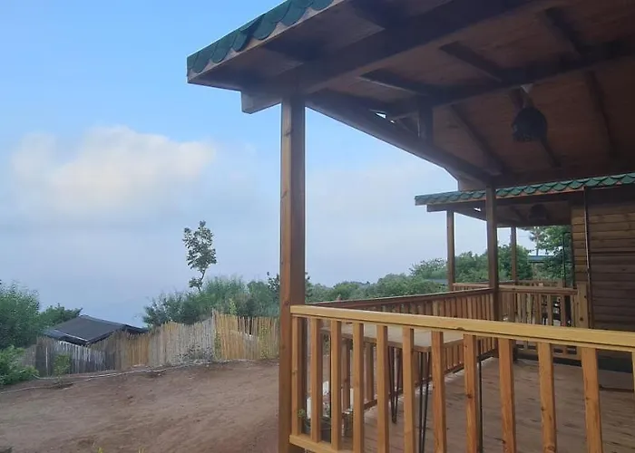 Goat Bungalow And Camping Hotel Faralya