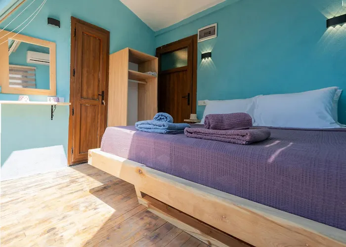 Goat Bungalow And Camping Faralya