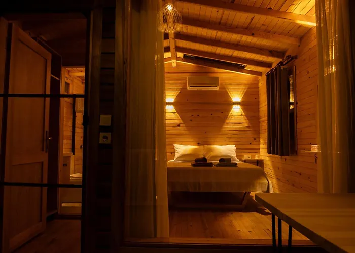 Goat Bungalow And Camping Faralya