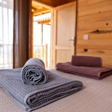 Ξενοδοχείο Goat Bungalow And Camping