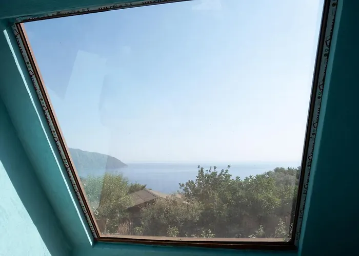 Goat Bungalow And Camping Hotel Faralya